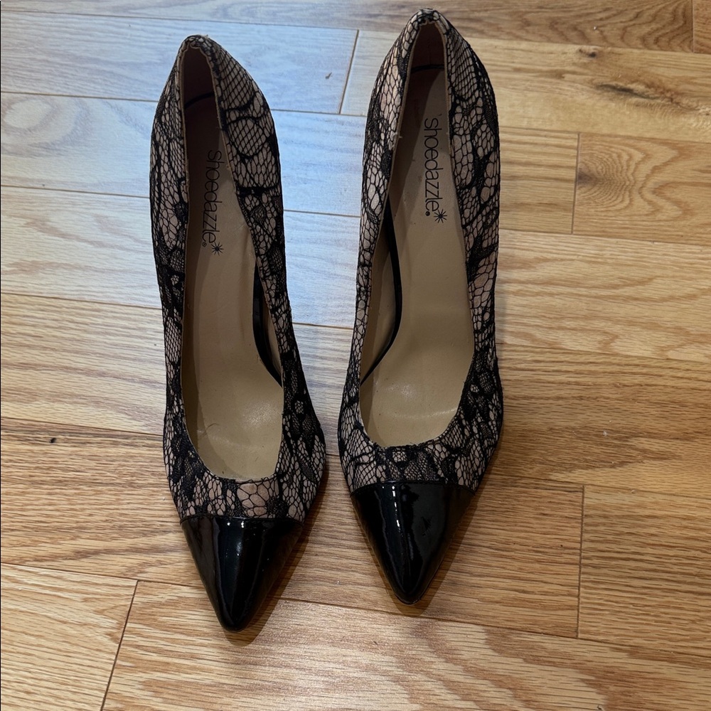 Shoe Dazzle Black and Nude Lace Heels